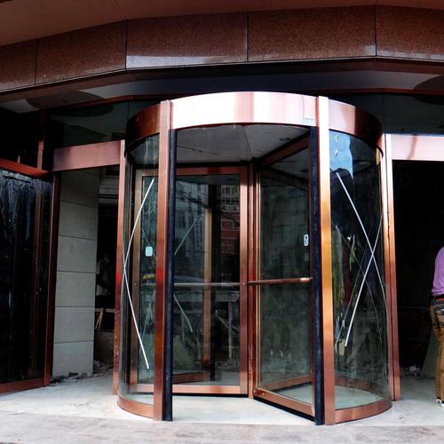 旋转门推荐商品:ccc认证工贸一体金属铝型材深度验厂产品做工用料很赞
